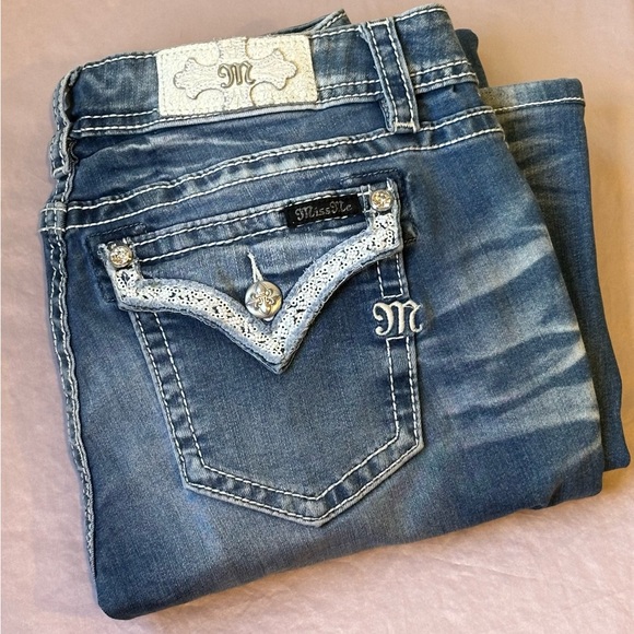Miss Me Sz 30 Signature Boot Cut Jeans - Picture 6 of 6